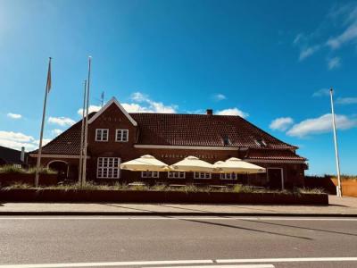 Ophold med 5-retters og vinmenu - til 2