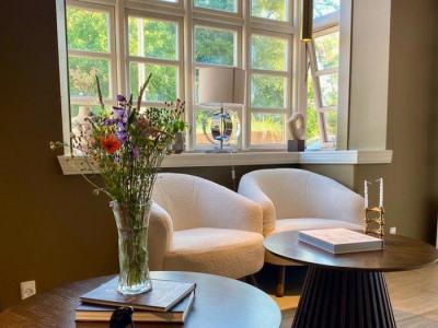 Ophold med 5-retters og vinmenu - til 2