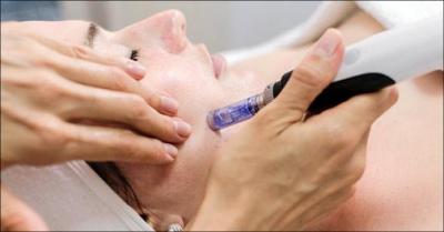 45 minutters ansigtsbehandling med hudpen