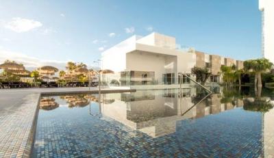 Portugal:  8 dage med kvartpension - og fly
