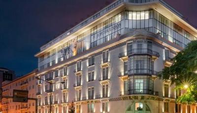 Bo centralt i smukke Lissabon