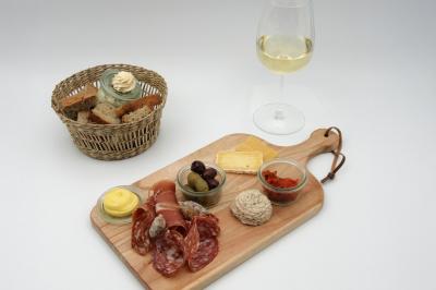 Charcuteri med vin