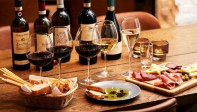 1/2 fl. Prosecco & snack