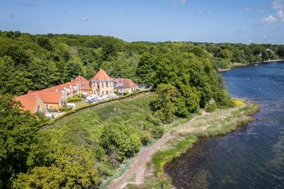 Fakkelgaarden Hotel & Restaurant