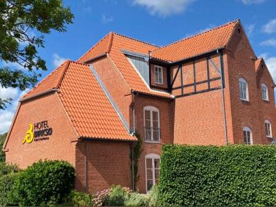 Gastronomisk ophold for 2 midt i Søhøjlandets smukke natur på Birksø Hotels Ry