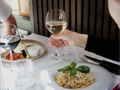 Få 25% på hele regningen hos Della Piazza - også på drikkevarer