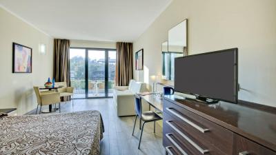 Bo nær Gardasøen hvor I finder det meste for både store og små