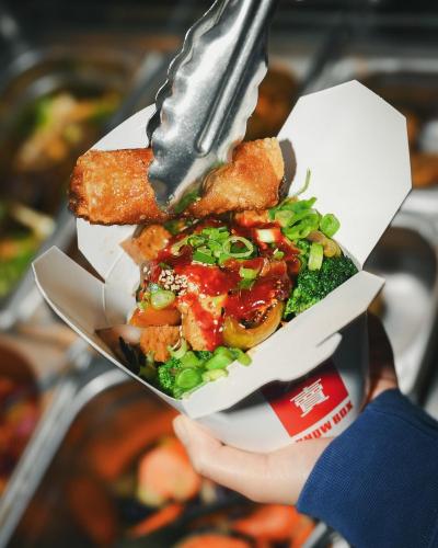 2 Valgfrie Chow Boxes @ Chow Box - Kinaboksen Gør For Alvor Comeback!