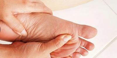 2 eksfolierende fodmasker