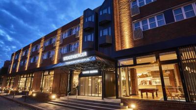 Bo kun få skridt fra Kiels havn, parker og centrum