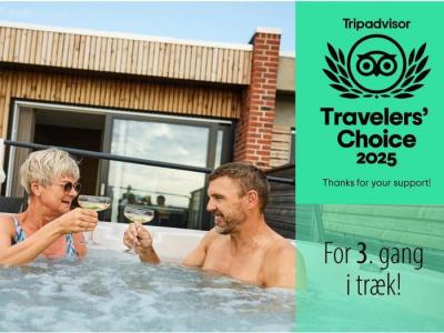 HAVsuite ophold for 2 på Hølken Strand - Panoramaudsigt fra Kattegat til Samsø - Lækker forplejning