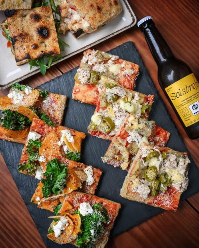 2 for 1 Valgfri Sandwich/Pizza @ Rosetta - Besøg Lokalfavoritten på Østerbro