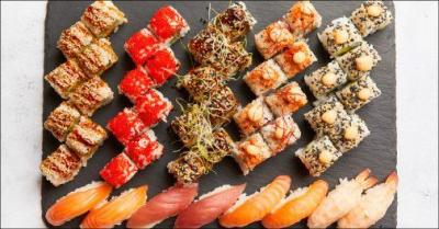 Stor sushimenu med 48 stk. perfekt til deling