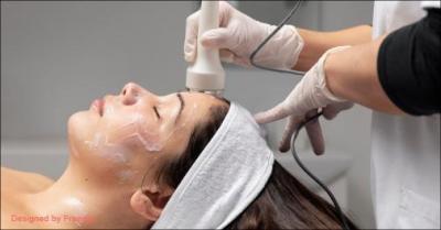 Glødende hud med ultrasonisk dybderens og hydrojelly maske