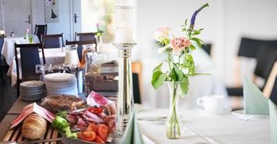 Afslapning og hygge med overnatning, aftenmad & morgenmad for 2