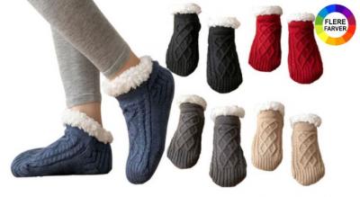 Tykke, varme hjemmestrømper til kvinder og mænd