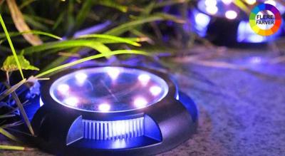 To eller fire 12-LED udendørs havesolar underjordiske lys