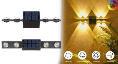 2 solcellelamper med LED-lys. Lyser haven eller altanen op.