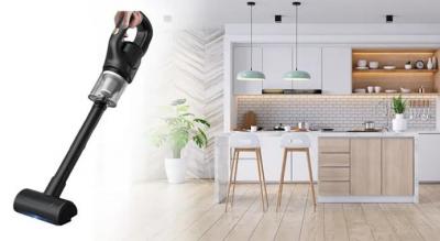 Trådløs ministøvsuger, der gør det nemt at rengøre effektivt uden brug af ledninger eller stikkontakter.