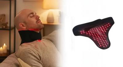 Fleksibelt LED-bælte med rødt og infrarødt lys til talje eller nakke.