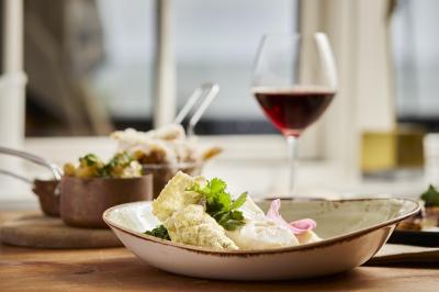 5 anretninger: Naturskøn beliggenhed og 4 stjerner i Berlingske (Strandmøllekroen)