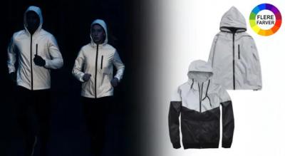 Reflekterende jakke i vandafvisende materiale, der holder dig synlig i mørket