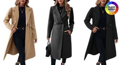 Elegant damfrakke i klassisk design. Skræddersyet silhuet, der fremhæver figuren på en flatterende måde.