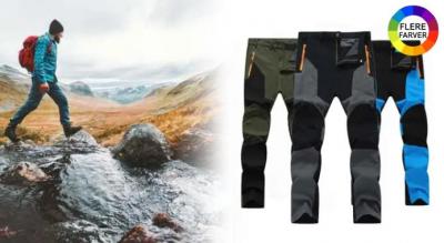 Vandtætte udendørsbukser til mænd. Perfekte til camping, vandreture, fiskeri eller hvorfor ikke have dem på til havearbejde.