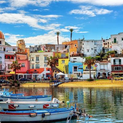 Fortryllende rejse til italiener-øen Ischia
