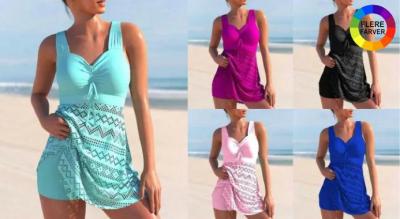 Stil og komfort i ét - tankini med shorts. Perfekt til dig, der vil nyde solen uden at gå på kompromis med komforten.