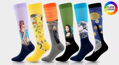 Kompressionsstrømper med design af berømte kunstmalerier