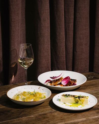 3-retters hos MARTHA Brasserie | Luksus på AC Hotel Bella Sky