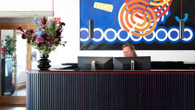 For en golfrunde, gå blot næste dør til Helsingør Golfklub.