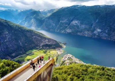 Last minute: Krydstogt for 2 med helpension til Norske Fjorde (23. maj - 30. maj 2026)