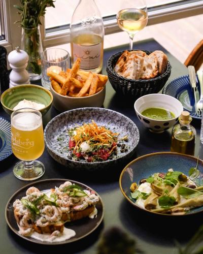 Sommerinspireret Sharing Menu på Bomhuset