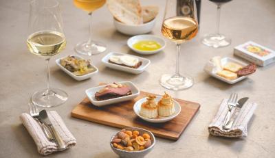 Vin & Tapas @ Matching Grapes på Vesterbro - Gode Glas, Grin & Bidder