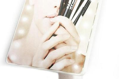 Make-up-spejl med touch-skærm og LED-lys