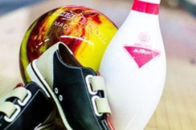 Bestseller: Bowling + fadølstårn - 4 til 6 personer
