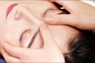 60 minutters ansigtsbehandling med massage
