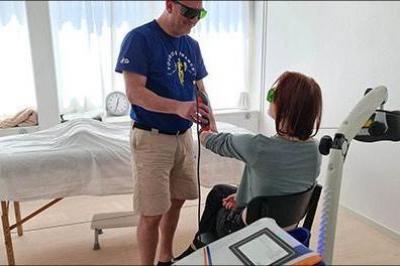 6 laserterapibehandlinger af 20 minutter