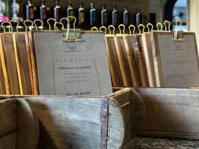 Ophold med 5-retters og vinmenu - til 2